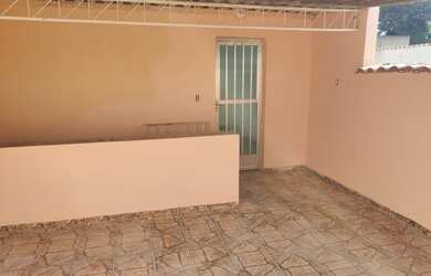 Imagem: A casa em condomínio possui 2 Dormitórios, 1 Suíte, 1 Banheiro