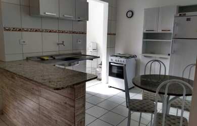 Imagem: O apartamento possui 2 Dormitórios, 1 Banheiro, Acomodam 8