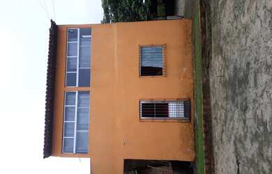 Imagem 2: Vendo uma sitio com uma casa altas e baixa 150,00 mas trocamos em uma...