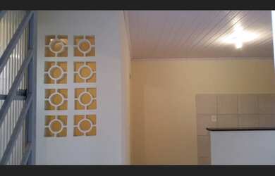 Imagem: A kitnet possui 2 Dormitórios, 1 Banheiro, Acomodam 3 pessoas