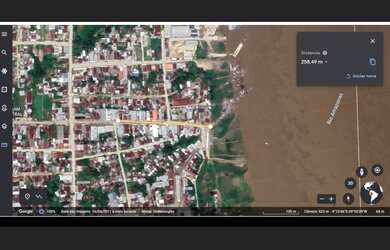 Imagem: O terreno possui Direto com o proprietário e está localizado