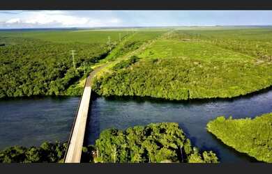 Imagem: A fazenda possui 4 Dormitórios, 2 Banheiros, 45.000.000m²