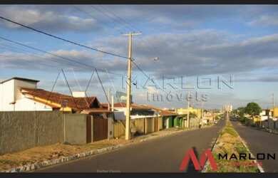 Imagem: O terreno possui 800m² de Área e está localizado em San