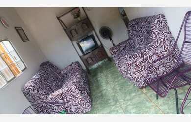 Imagem: A casa possui 2 Dormitórios, 1 Banheiro, 1 Vaga na garagem