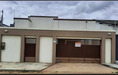 Imagem: O apartamento possui 3 Dormitórios, 1 Suíte, 2 Banheiros