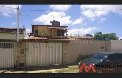 Imagem: A casa possui 3 Dormitórios, 3 Suítes, 4 Banheiros, 4 Vagas