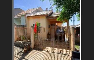 Imagem: A casa está localizado em Alto Piquiri, PR à venda por