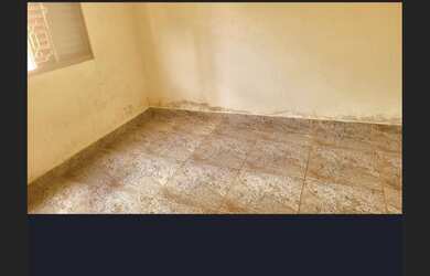 Imagem: A casa possui 2 Dormitórios, 1 Suíte, 1 Banheiro, 1 Vaga na