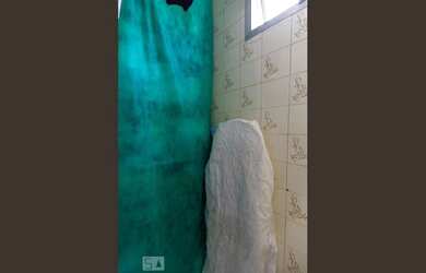 Imagem: O apartamento possui 2 Dormitórios, 1 Banheiro, 2 Vagas na