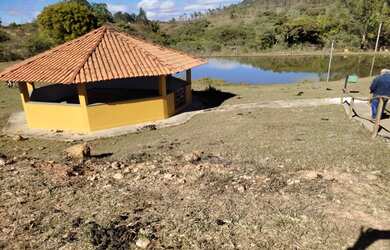 Imagem 13: Fazenda de 72 há em São Tiago MG