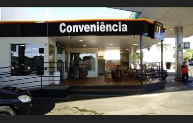 Imagem: A sala comercial e está localizado em Fernandópolis, SP à