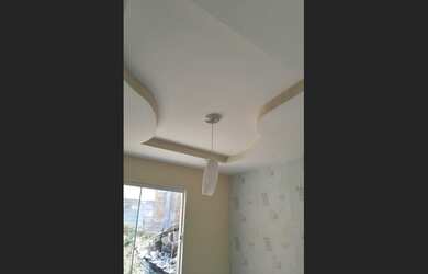 Imagem: A casa possui 2 Dormitórios, 2 Banheiros e 1 Vaga na garagem