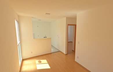 Imagem: O apartamento possui 2 Dormitórios, 1 Banheiro, 1 Vaga na garagem