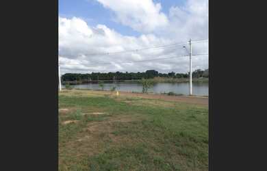 Imagem: O terreno possui 318m² de Área, Imóvel novo, Direto com o