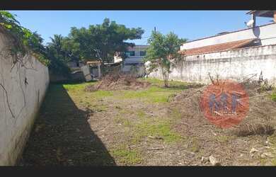Imagem: O terreno possui 5 Dormitórios, 5 Suítes, 5 Banheiros, Acomodam