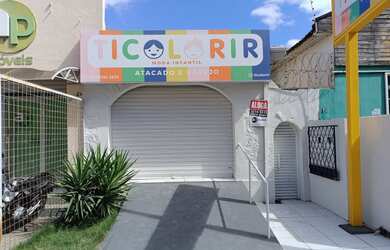 Imagem: A loja possui 1 Banheiro, 50m² de Área e está localizado