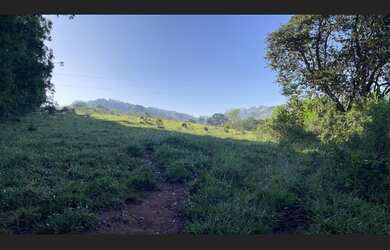 Imagem 4: Fazenda de 71 há em São Tiago MG