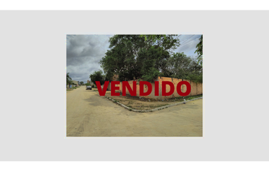 Imagem: O terreno possui 300m² de Área e está localizado em Nanuque