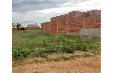 Imagem: O terreno possui 1.500m² de Área e está localizado em Senhor