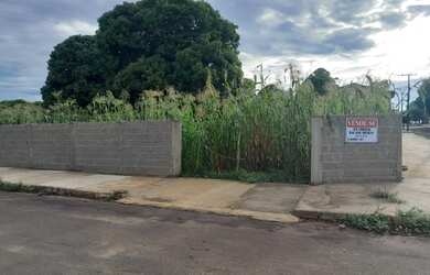 Imagem: O terreno possui 409m² de Área, Direto com o proprietário