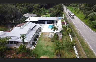 Imagem: A fazenda possui 2 Dormitórios, 5 Banheiros, Acomodam 20 pessoas