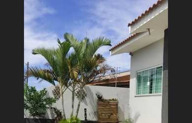 Imagem: A casa possui 3 Dormitórios, 1 Suíte, 3 Banheiros, 4 Vagas