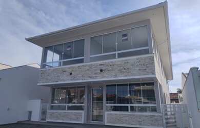 Imagem: O apartamento à venda possui 2 Dormitórios, 1 Suíte, 1 Banheiro