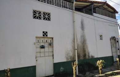 Imagem: A casa possui Imóvel mobiliado e está localizado em Teresina