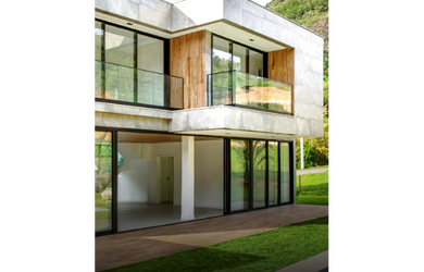 Imagem: A casa em condomínio possui 3 Dormitórios, 2 Suítes, 3 Banheiros