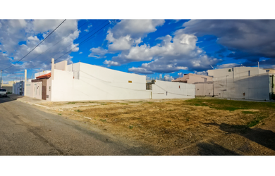 Imagem: O terreno possui 500m² de Área e está localizado em Senhor