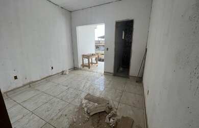 Imagem: A casa possui 3 Dormitórios, 3 Suítes, 3 Banheiros, 1 Vaga