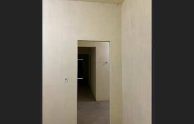 Imagem: A casa possui 2 Dormitórios, 1 Suíte, 2 Banheiros, 8 Vagas