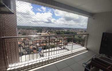 Imagem: O apartamento possui 2 Dormitórios, 1 Suíte, 2 Banheiros