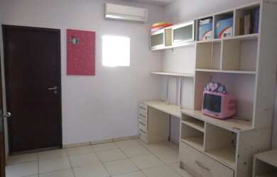 Imagem: A casa em condomínio possui 3 Dormitórios, 2 Suítes, 4 Banheiros