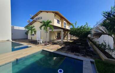 Imagem: A casa para alugar possui 5 Dormitórios, 3 Suítes, 2 Banheiros