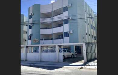 Imagem: O apartamento possui 2 Dormitórios, 1 Suíte, 2 Banheiros