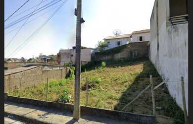 Imagem: O terreno possui 280m² de Área e está localizado em Jardim