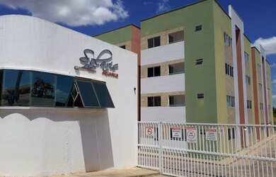 Imagem: O apartamento possui 2 Dormitórios, 1 Suíte, 1 Banheiro, 2