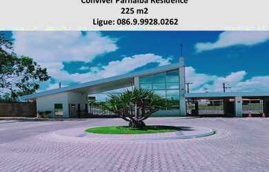 Imagem: O terreno possui 225m² de Área, 255m² de Área Privada e