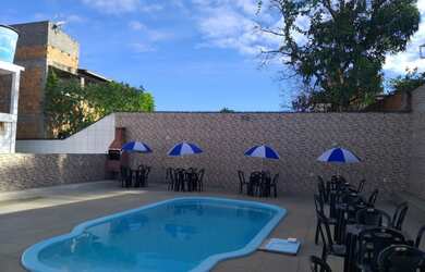 Imagem: A casa possui 9 15 Dormitórios, 2 Suítes, 6 Banheiros, Acomodam