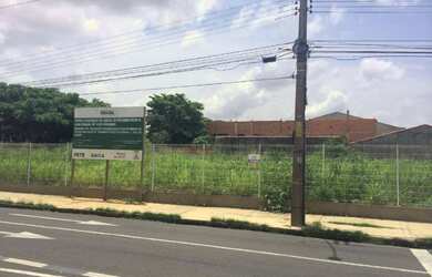 Imagem: O terreno possui 800m² de Área e está localizado em Teresina