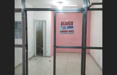 Imagem: A loja possui 1 Banheiro, 19m² de Área e está localizado