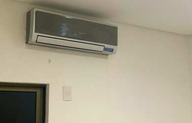 Imagem: O apartamento possui 2 Dormitórios, 1 Suíte, 2 Banheiros