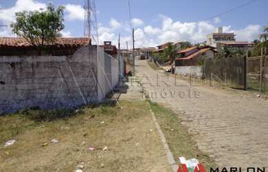 Imagem: O terreno possui 350m² de Área e está localizado em Búzios