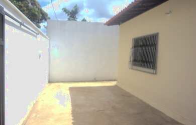 Imagem: A casa à venda possui 3 Dormitórios, 1 Suíte, 2 Banheiros