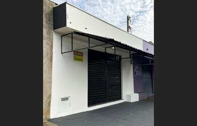 Imagem: A loja está localizado em Bebedouro, SP para alugar por R$1.800
