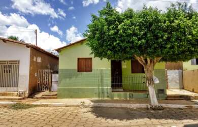 Imagem 2: Casa a venda em Igaporã. 1 Banheiroe3 Dormitórios