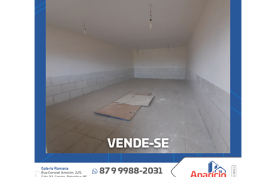 Imagem: A sala comercial está localizado em Petrolina, PE à venda