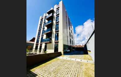 Imagem: O apartamento possui 2 Dormitórios, 1 Suíte, 2 Banheiros