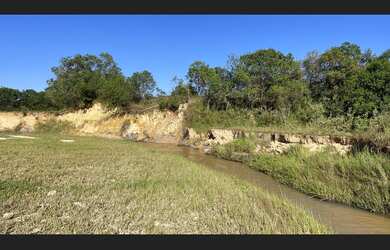 Imagem 14: Fazenda de 71 há em São Tiago MG